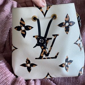 Louis Vuitton Limited addition jungle bucket bag